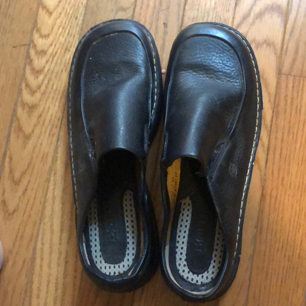 Slip ons